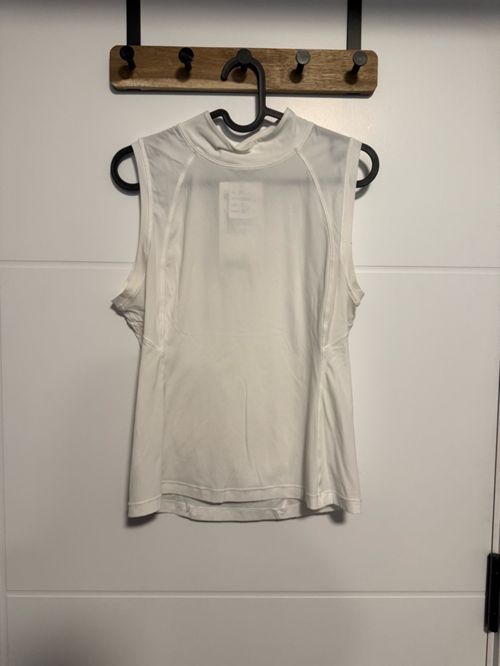 Lululemon Lightweight Nulux Mock Neck Tank - Picture 3 of 7